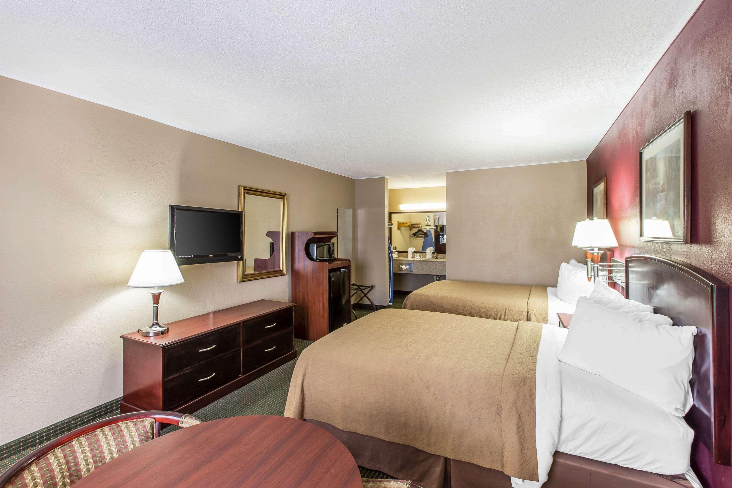 Quality Inn Tifton Exteriör bild