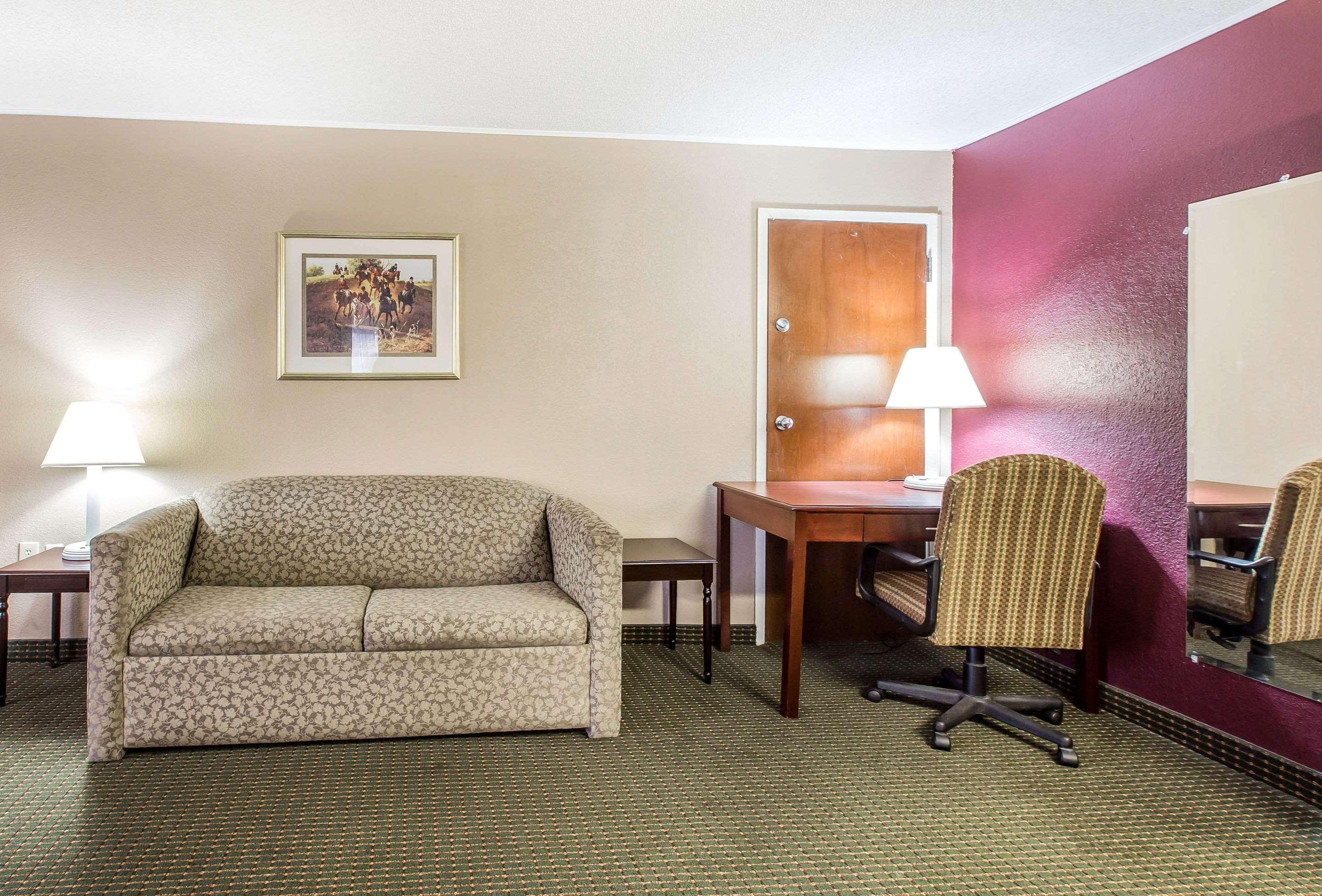 Quality Inn Tifton Exteriör bild