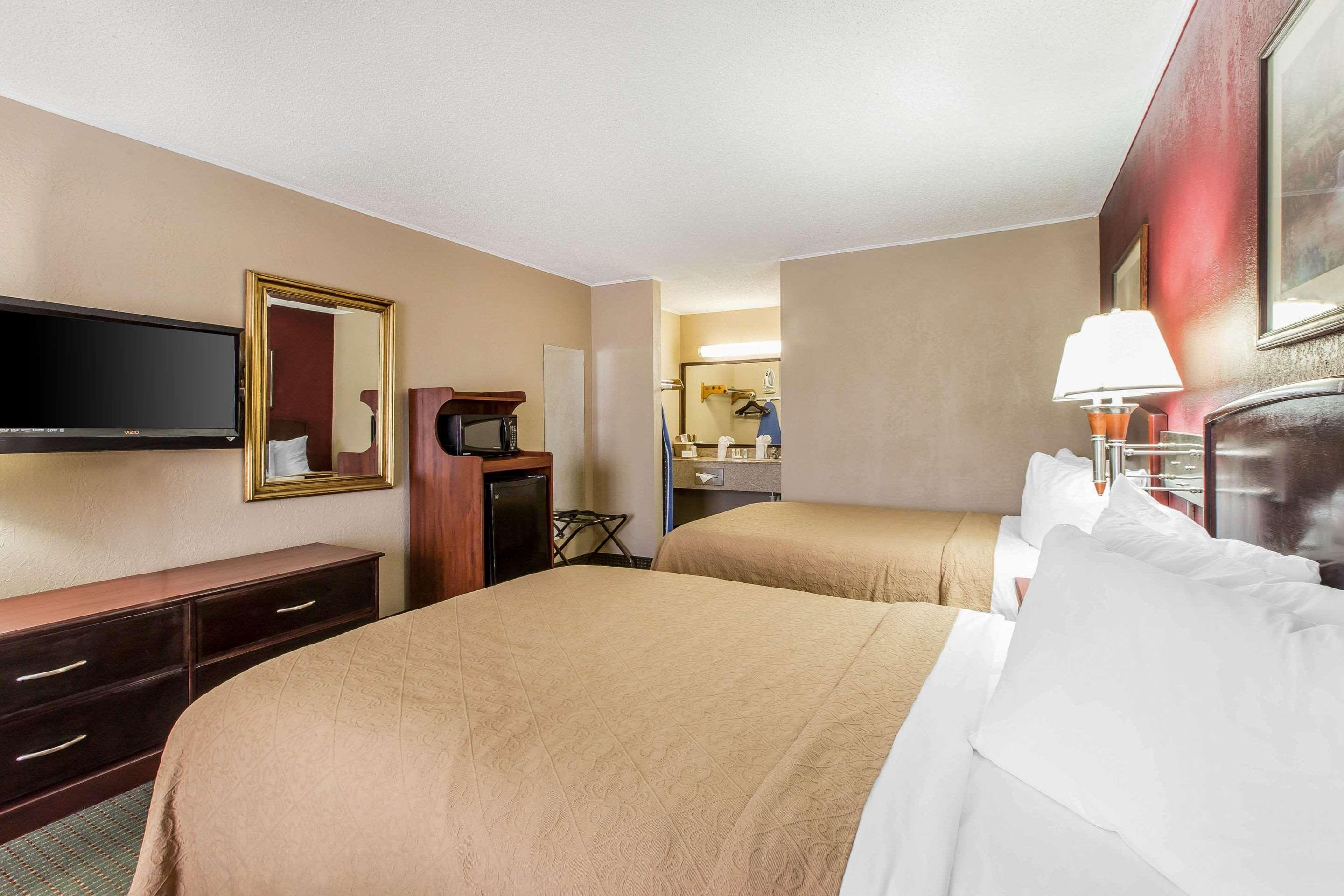 Quality Inn Tifton Exteriör bild